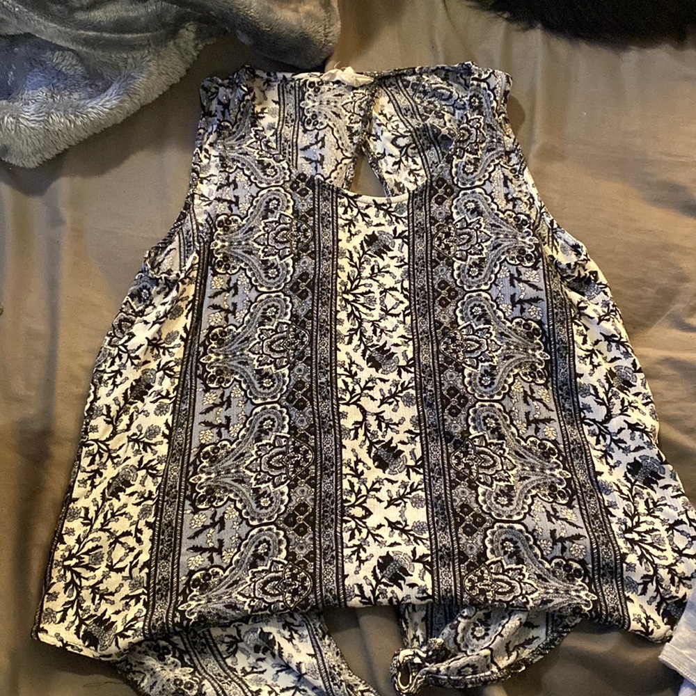 open back tank top. only wore a handful of times